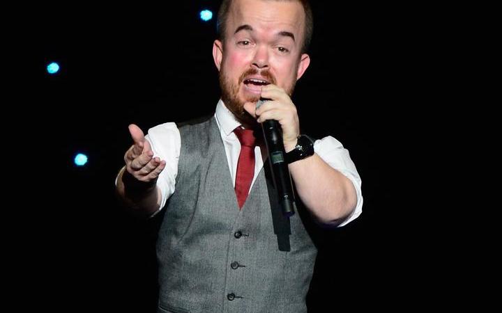 Crowd at a Brad Williams show